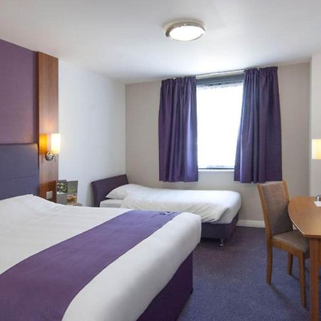 Premier Inn Glasgow City Centre - Argyle Street Esterno foto